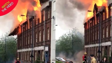 Major Walsall road shut after huge house fire breaks out as residents issued warning – Birmingham Live