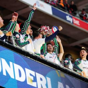 Sunderland end eight-year wait to return to Premier League with dramatic Championship play-off win – Sky News