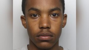 Three people arrested after 17-year-old boy stabbed in Northampton – BBC