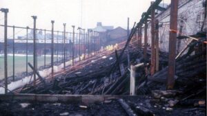 Bradford City fire remembered on 40th anniversary of Valley Parade disaster – BBC