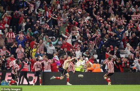 Sunderland break Frank Lampard’s heart with stunning 123rd MINUTE winner to beat Coventry and reach the Champi – Daily Mail