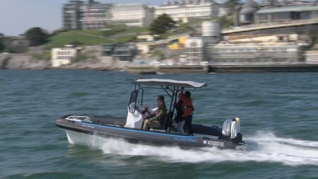 University of Plymouth gets electric boat in net-zero push – BBC