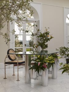 Chair archway reborn at seat of British design – London Evening Standard