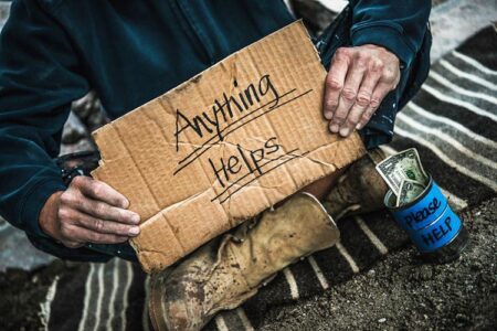 Homeless people moved on from former Blockbusters site, say police – Daily Echo