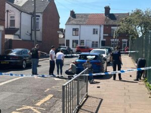 Arrests after reports of gunshots in Leicester street – BBC