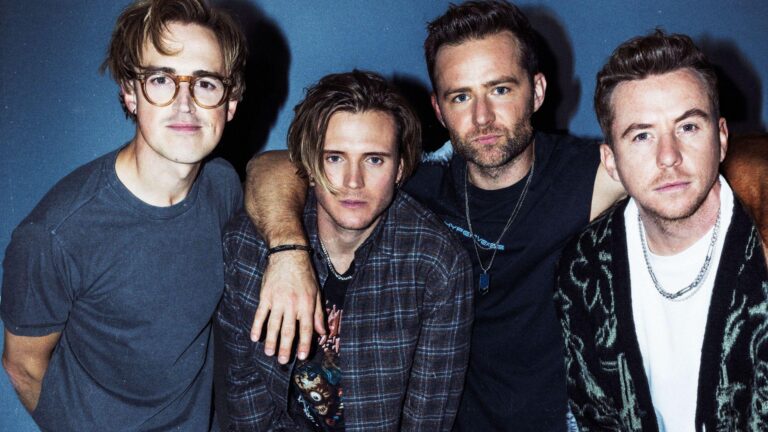 Excitement builds as fans countdown to award-winning boy band McFly in Southampton – Yahoo
