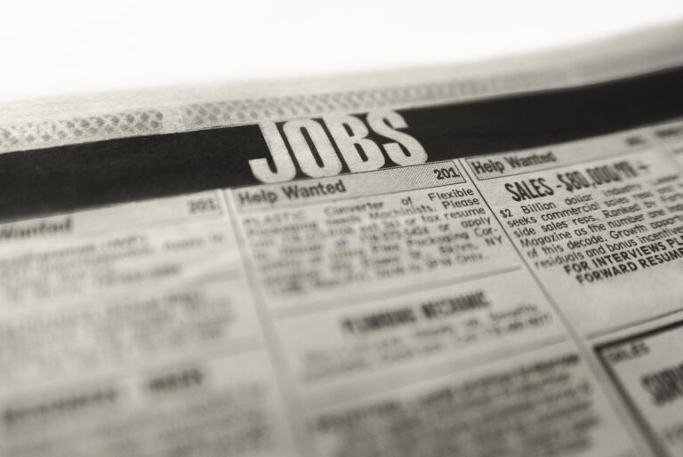 Migrants in the UK Labour Market: An Overview – Migration Observatory
