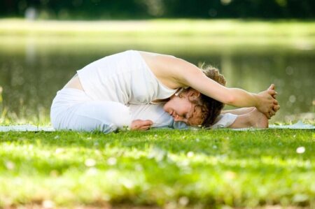 UK Yoga Day 2025: King Charles Sends Message at London Celebration – Deccan Herald