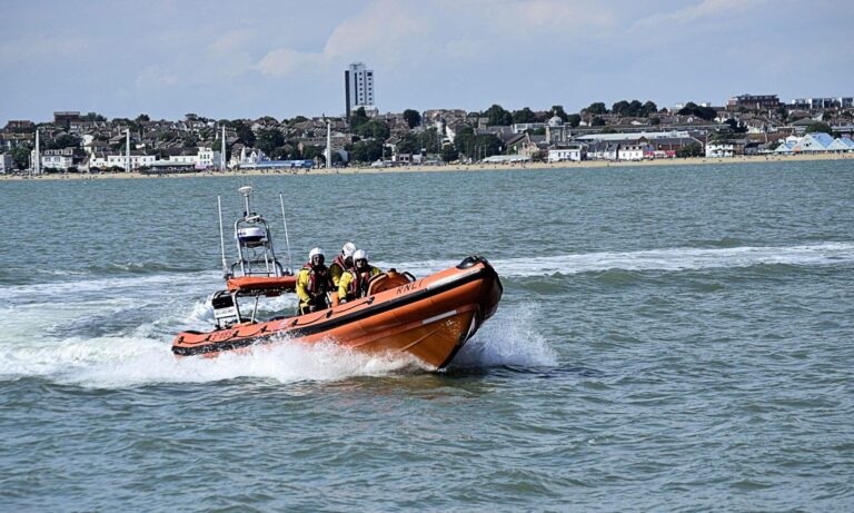 Southend-on-Sea RNLI needs you: Become a volunteer launch tractor driver – RNLI