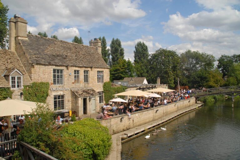 Historic Oxfordshire pub named the best in the UK – Oxford Mail