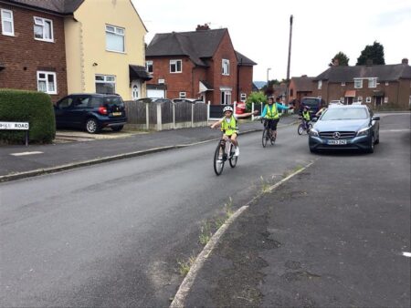 Children injured as Mercedes mounts pavement and hits pedestrian and cyclist – Slough Observer