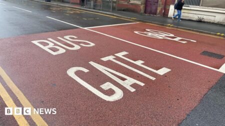 Lancashire County Council’s Reform administration urged to scrap ‘scam’ bus gate by Preston’s MP – Blog Preston