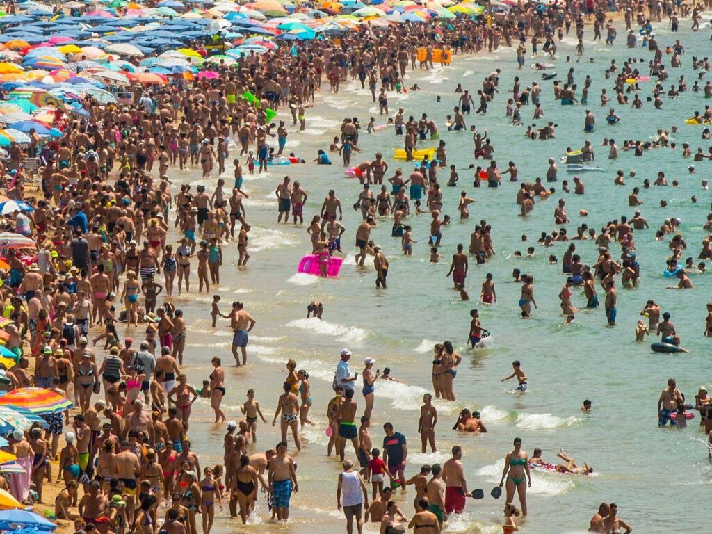 Panic in Spain as UK tourists ‘concerned over their safety’ – Birmingham Live