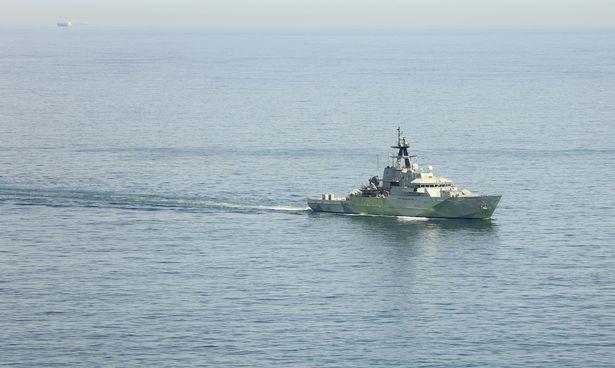 Royal Navy ship tracking Russian submarine off UK coast – Plymouth Live