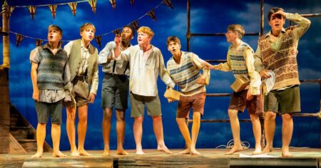 Warrington star to lead major UK and Ireland theatre tour – Warrington Guardian