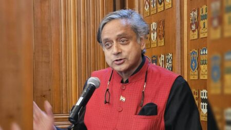 Shashi Tharoor Speaks about Indias Values, Democracy and Civilization at Oxford Lectures organized by O.P. Jindal Global University – Tribune India