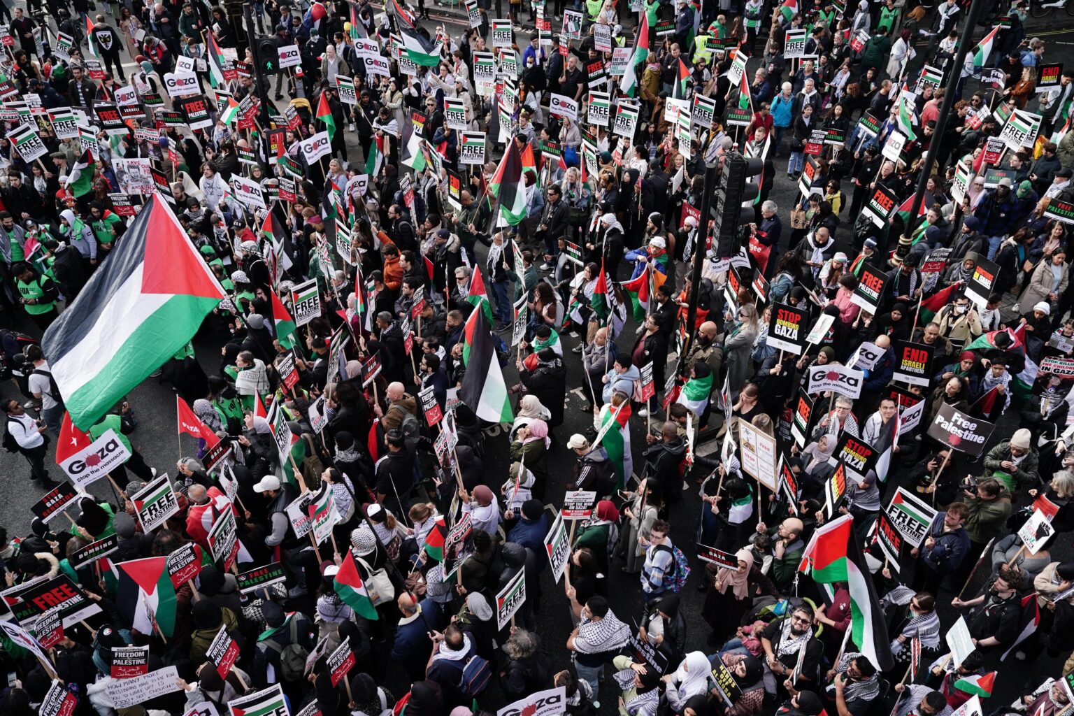 Hundreds attend Palestine march calling for ceasefire – Birmingham Live