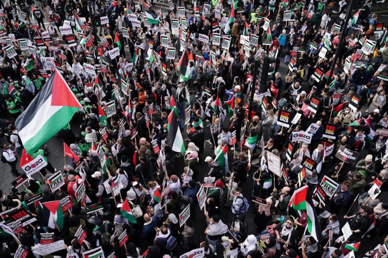 Hundreds attend Palestine march calling for ceasefire – Birmingham Live