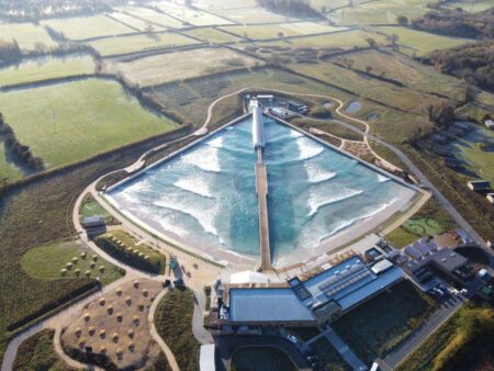 The Wave Bristol: Inland surfing lake closes in financial dispute – BBC