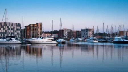 Key waterfront building transformed into café bar – ipswich.gov.uk
