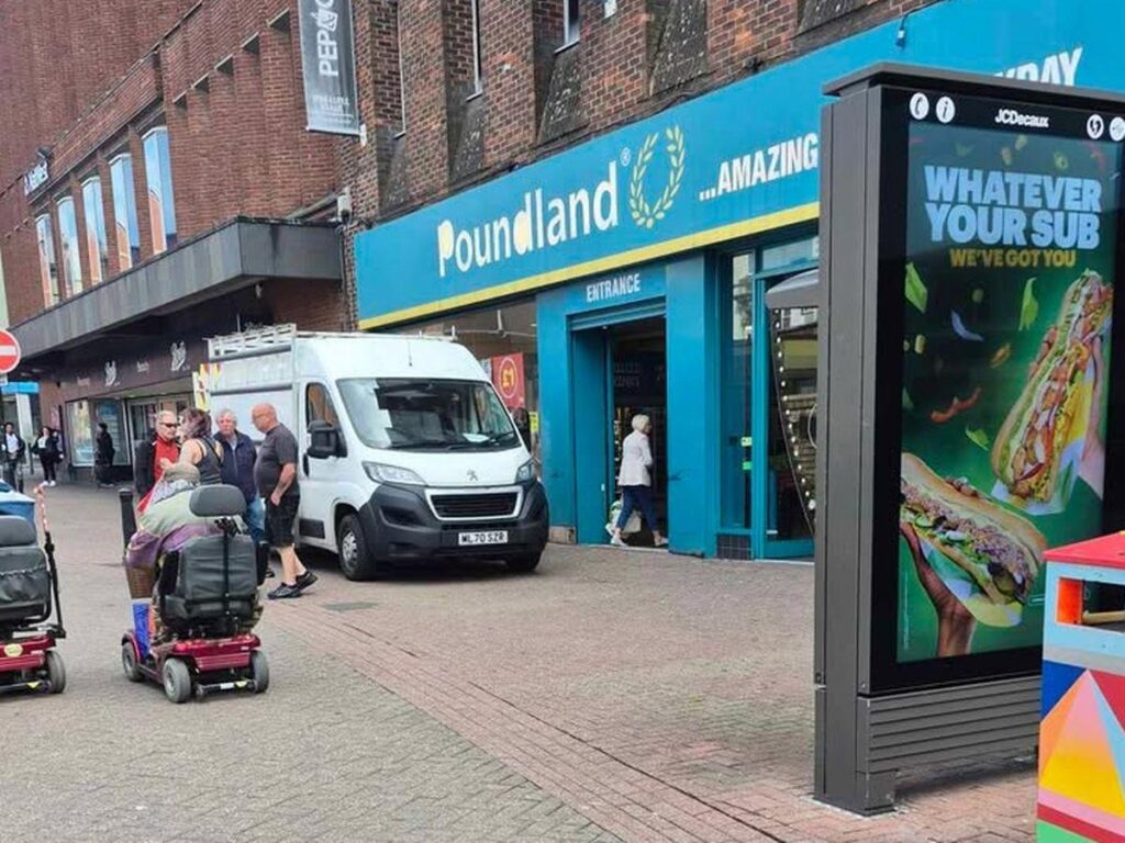 Fears for Stoke-on-Trent Poundland stores as retailer ‘to be sold’ for just £1 – Yahoo