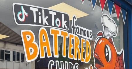 Coventry chip shop goes viral over Black Country delicacy battered chips – Yahoo Home