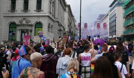 London Trans Pride sees ‘record-breaking turnout of 100,000 people’ – Yahoo Home