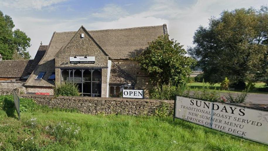The swimming pool which ‘closed’ Jeremy Clarkson’s Cotswolds pub – Oxford Mail