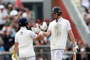Duckett, Crawley onslaught give England advantage over India – Daily Excelsior