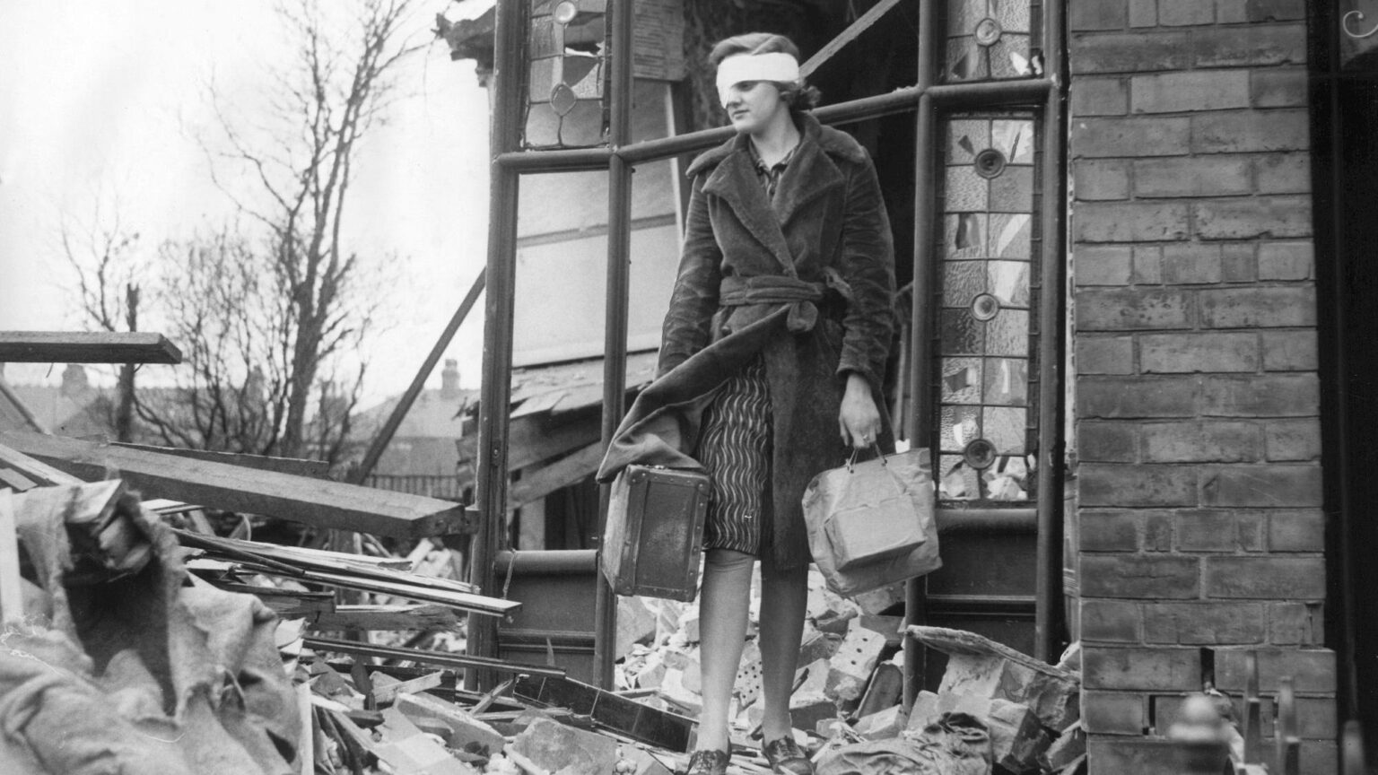 Hull’s stunning People’s Memorial to victims of World War Two Blitz bombing raids to be unveiled – Hull Live
