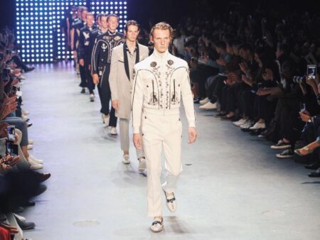 Topshop, Topman runway return to take over Trafalgar Square – FashionNetwork.com