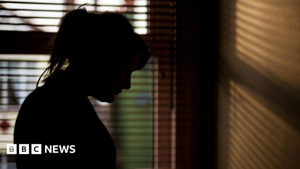 Murder arrest after Lloyds customer killed in bank – BBC