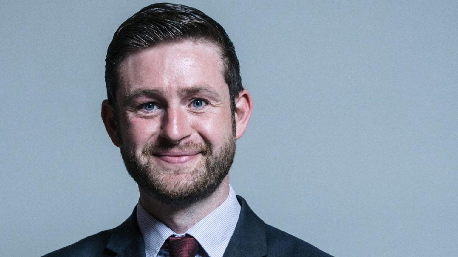 Minister sends team to ‘take control’ of Croydon council – BBC