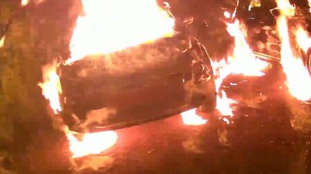 Car set on fire in suspected Dudley arson – dudleynews.co.uk
