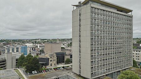 Three Plymouth city councillors quit Labour – BBC
