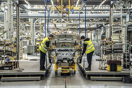Vauxhall workers face 140-mile relocation or losing their jobs as Stellantis plans to shutter 120-year-old factory – Fortune