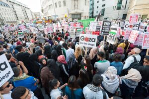 Another day of protests in London over Israel-Gaza conflict after police arrest over 500 people – CBS News