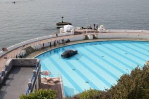 LIVE: Rolls Royce in Plymouth pool as filming for mystery prestigious British brand takes over – Plymouth Plus