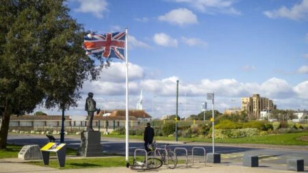 Commemorative service to mark the 81st anniversary of D-Day – Portsmouth City Council