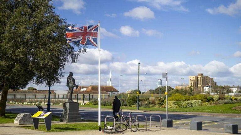 Commemorative service to mark the 81st anniversary of D-Day – Portsmouth City Council