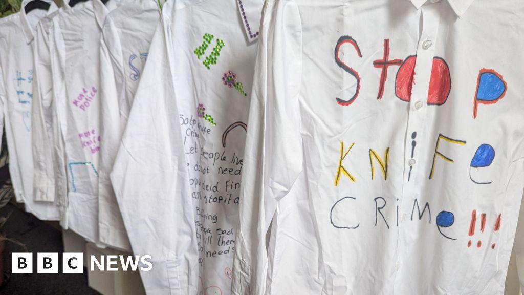 Knife crime in Bristol up by 400 incidents in one year – BBC