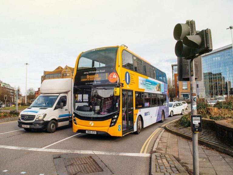 First West of England bus strikes in Bristol suspended after improved pay offer – Unite the Union