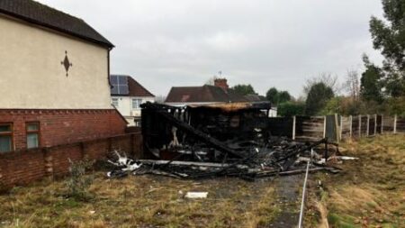 Arrest in Stoke-on-Trent after car stolen with children inside – BBC