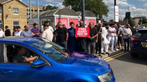 Peterborough Uber drivers strike over pay and conditions – BBC