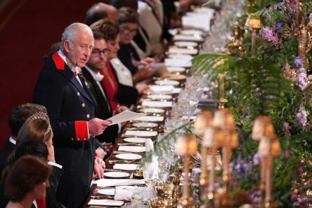 Donald Trump joins royals for state banquet at Windsor as thousands protest against US president’s visit – as it happened – The Guardian