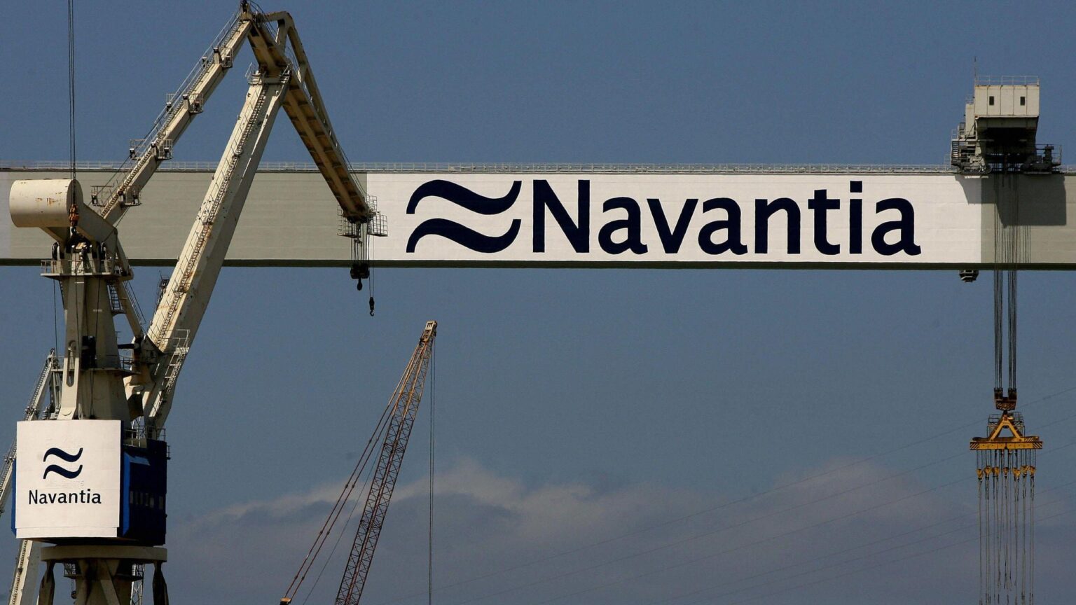 Harland and Wolff: UK warship to be largely built in Spain as Belfast yard ‘not ready’ – BBC