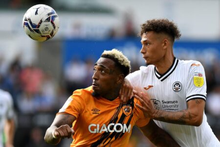 Academy players and staff enjoy team bonding night at Superbowl UK – Swansea City