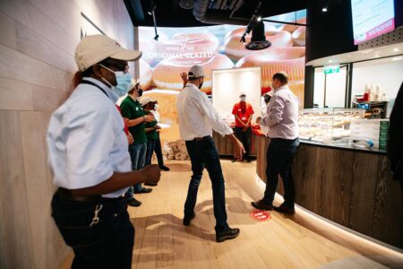 ‘Carnage’ as huge queues form at new Krispy Kreme drive-thru in Warrington – Warrington Guardian