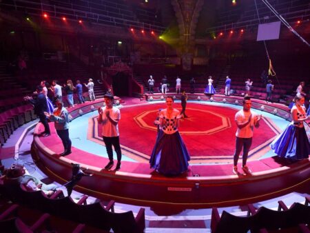 Crowds ‘massively shook’ as horror incident at Blackpool Tower Circus sees venue evacuated – Manchester Evening News