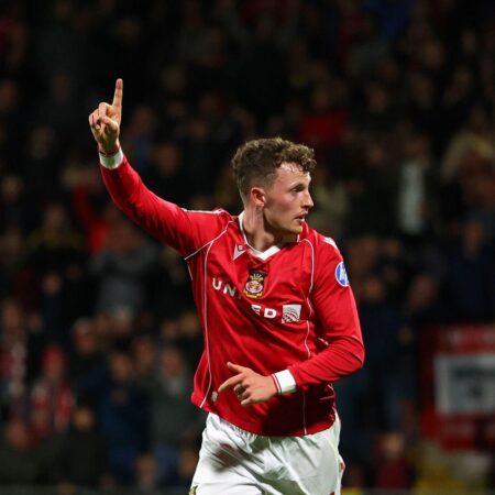 Wrexham 2-1 Blackpool (21 Apr, 2025) Game Analysis – ESPN United Kingdom